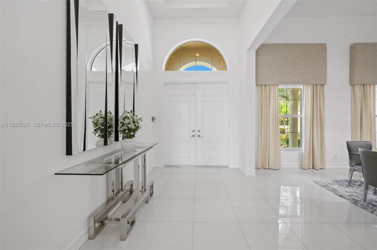 5292 S Sterling Ranch Cir, Davie, FL 33314 Photo