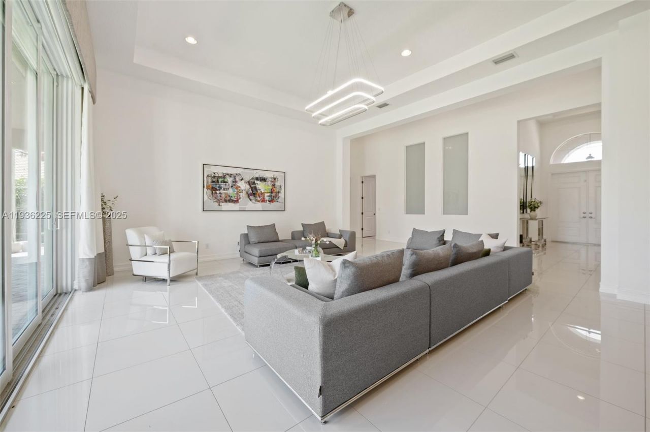 5292 S Sterling Ranch Cir, Davie, FL 33314 Photo