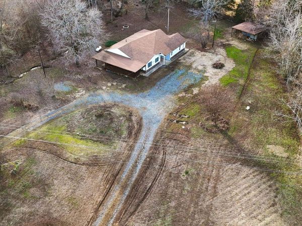 390 VICTORIA RD, Byhalia, MS 38611