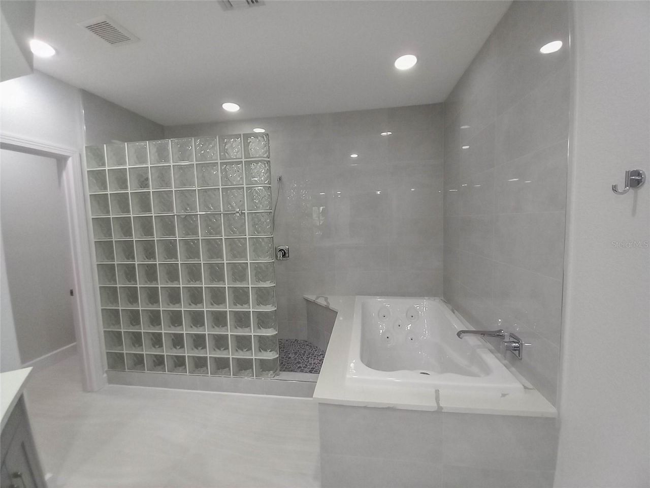 360 Gulf Of Mexico Drive, Unit 312, Longboat Key, FL 34228 Photo