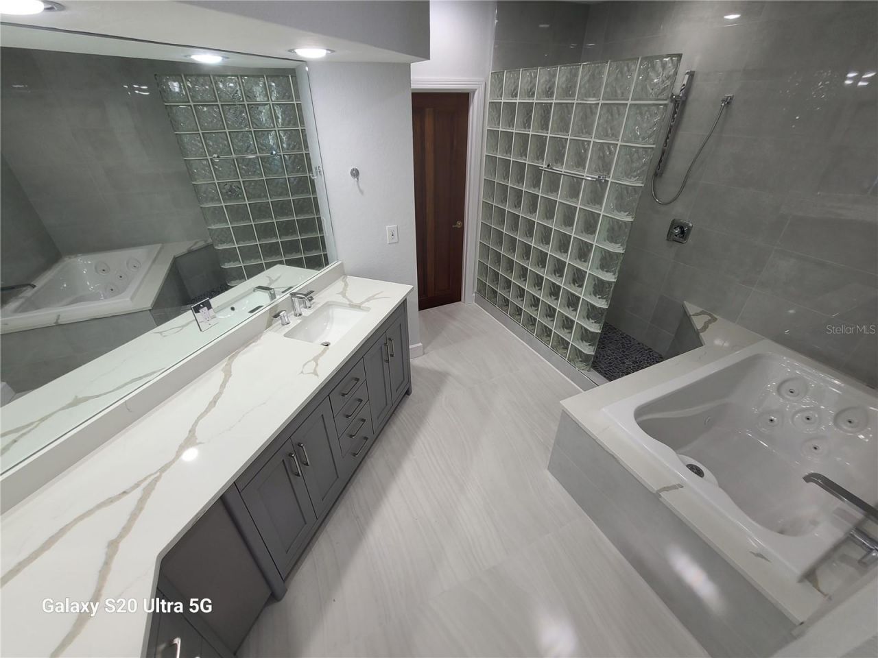 360 Gulf Of Mexico Drive, Unit 312, Longboat Key, FL 34228 Photo