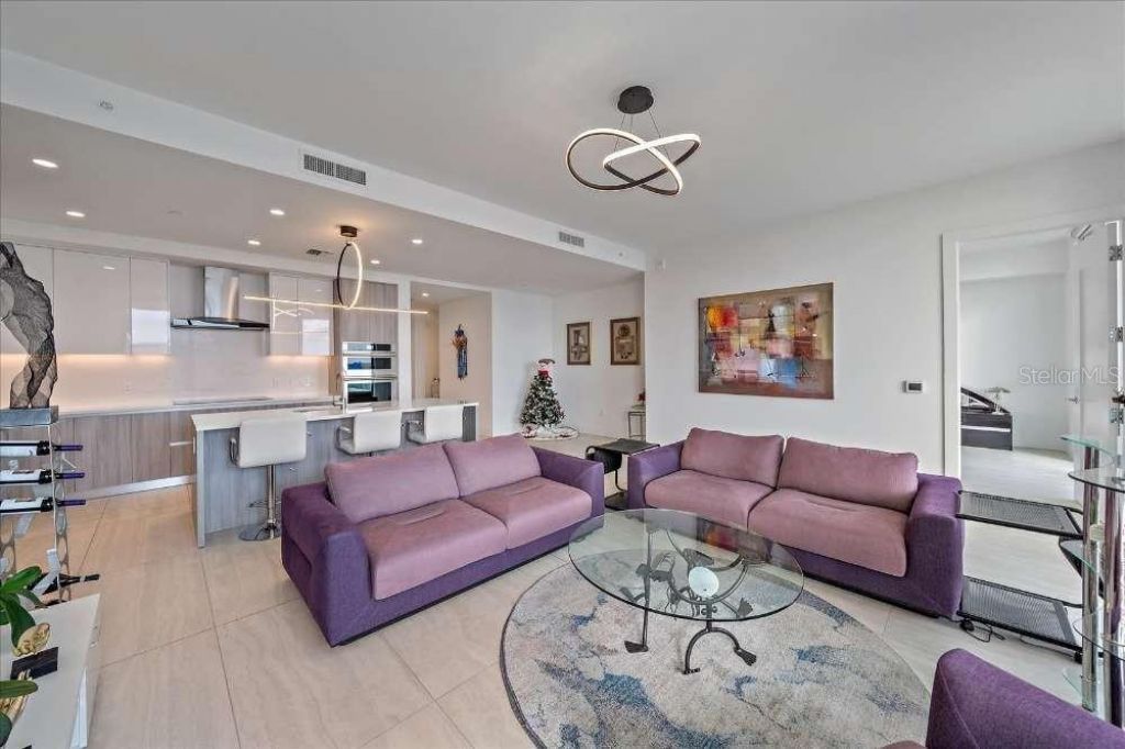 301 Quay Commons, Unit 1707, Sarasota, FL 34236 Photo