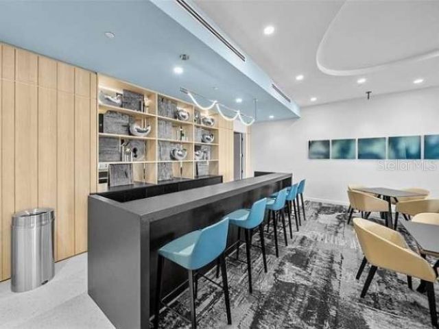 301 Quay Commons, Unit 1707, Sarasota, FL 34236 Photo