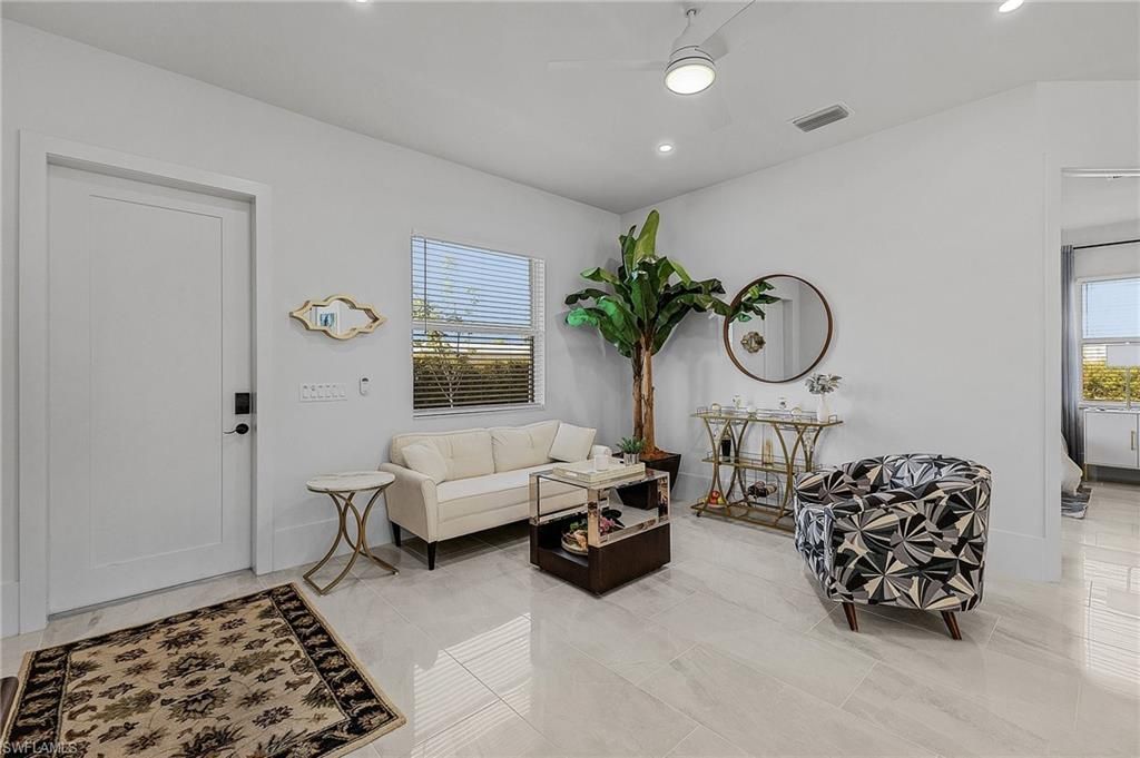 2499 Pine St, Naples, FL 34112 Photo
