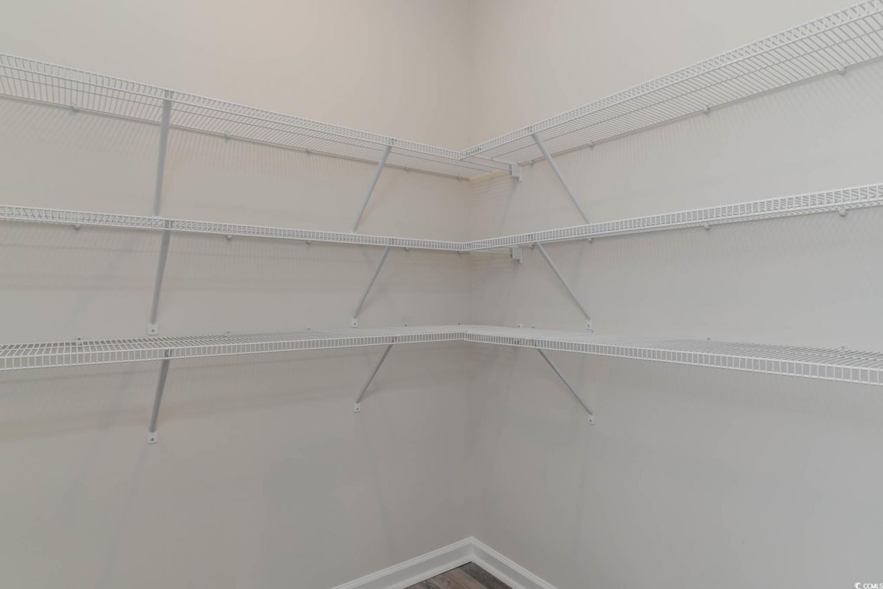 137 Homestead Way Photo 9