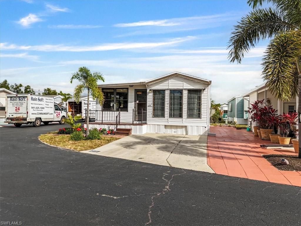 211 Sojourn Dr , North Fort Myers, FL 33903 Photo