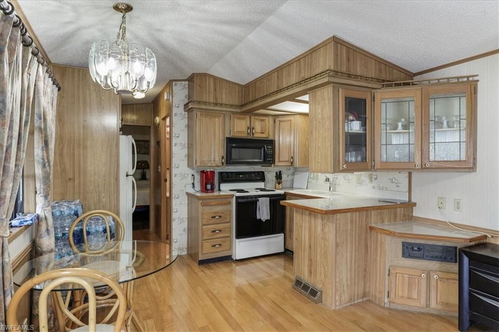 211 Sojourn Dr , North Fort Myers, FL 33903 Photo