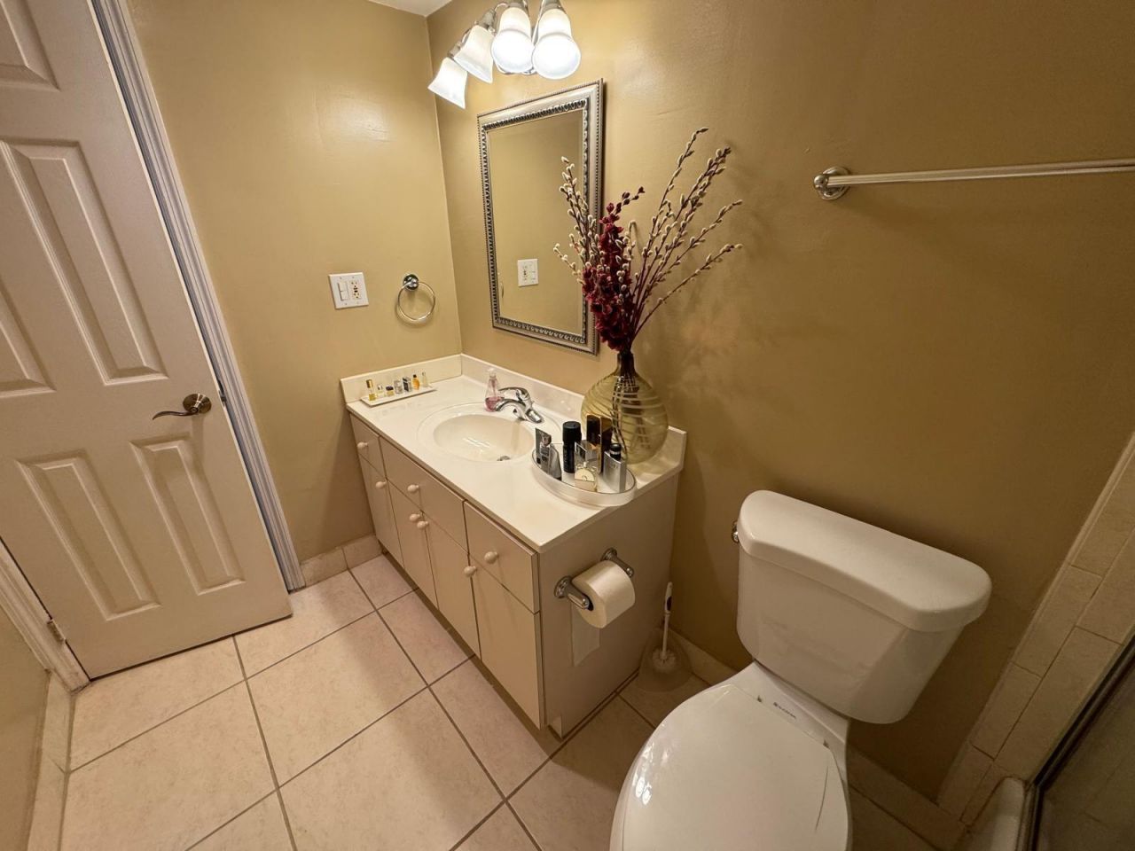 900 Colony Point Circle, Unit 407, Pembroke Pines, FL 33026 Photo
