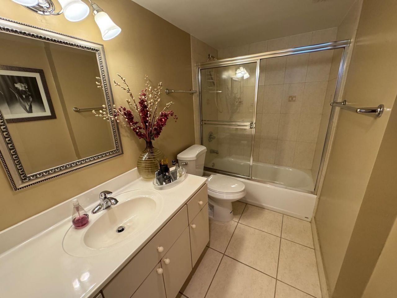 900 Colony Point Circle, Unit 407, Pembroke Pines, FL 33026 Photo