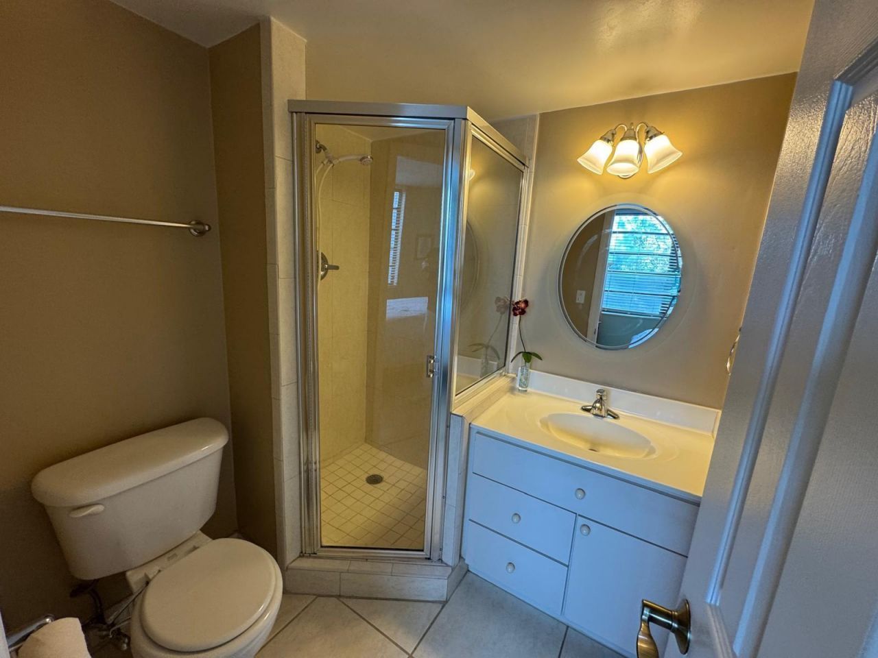 900 Colony Point Circle, Unit 407, Pembroke Pines, FL 33026 Photo