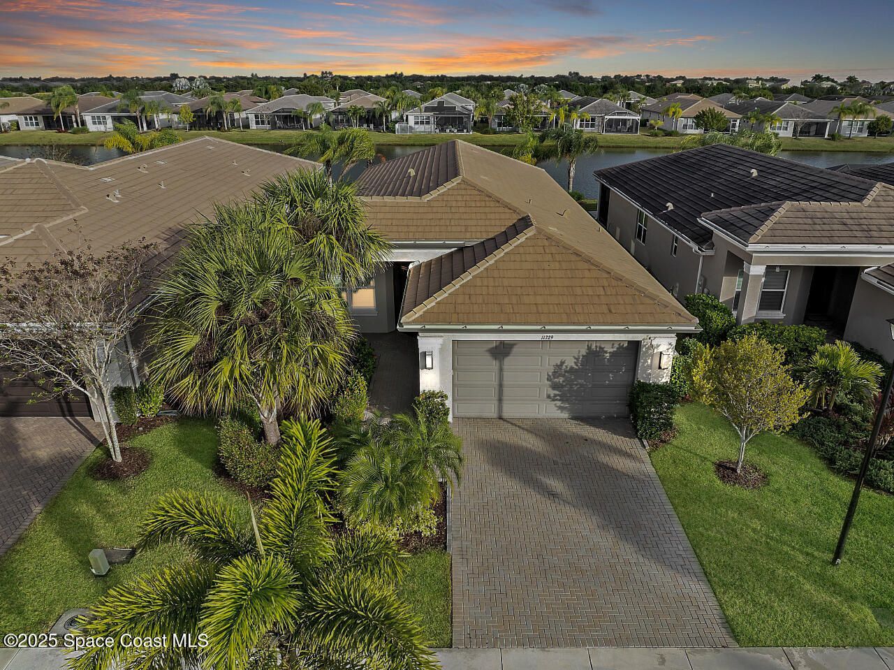 11729 SW Golden Falls Lane, Port Saint Lucie, FL 34987 Photo