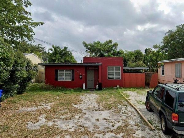 2650 Grant St, Hollywood, FL 33020