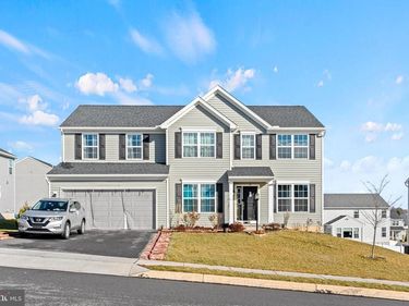 911 ASHFIELD DRIVE, CARLISLE, PA 17015