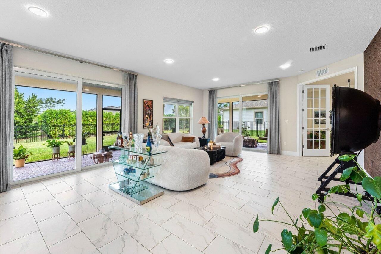 19227 Broad Shore Walk, Loxahatchee, FL 33470 Photo