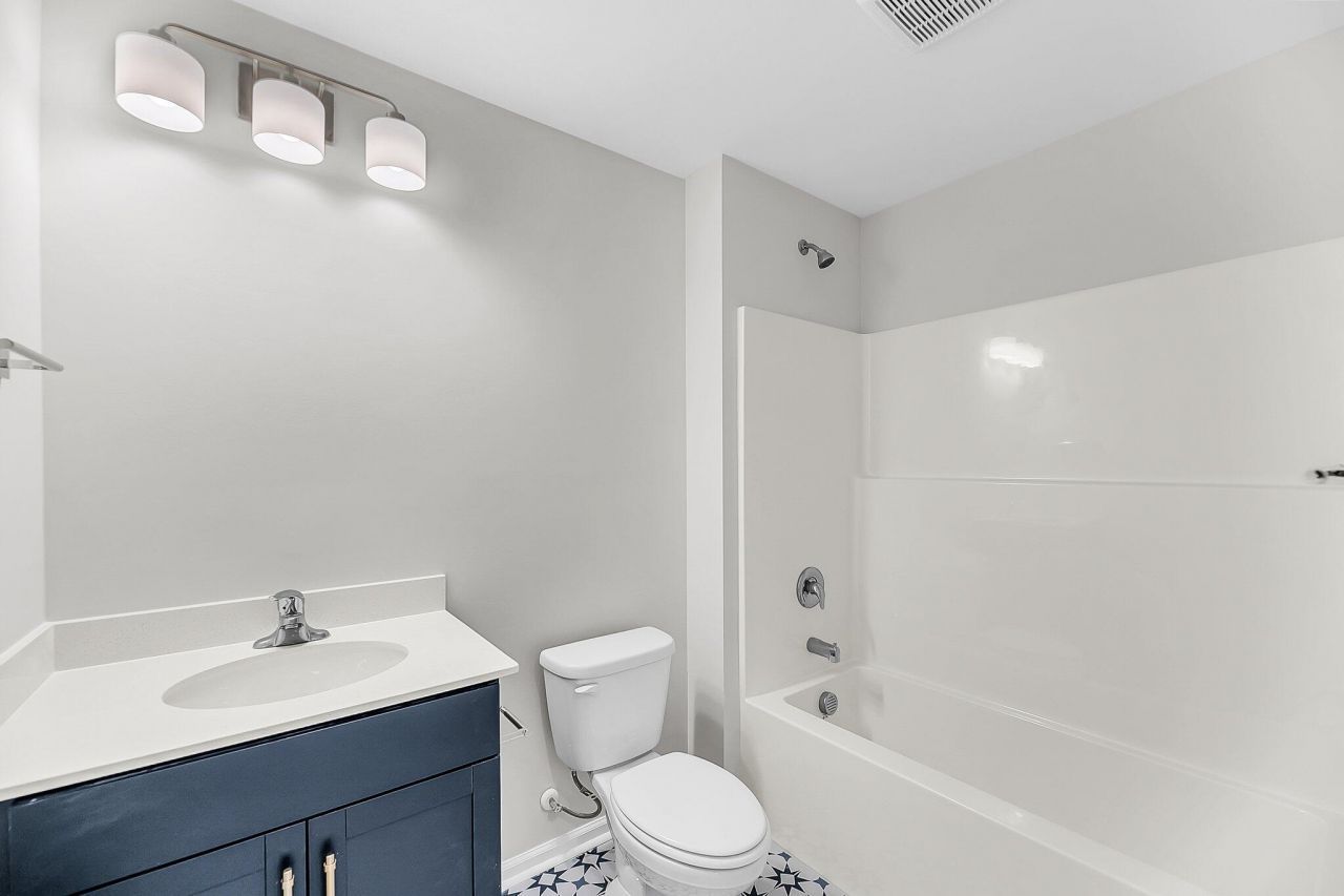 718 Alma Square Drive Photo 19