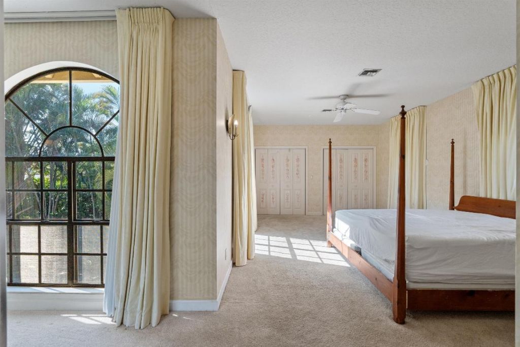 206 Queens Lane, Palm Beach, FL 33480 Photo