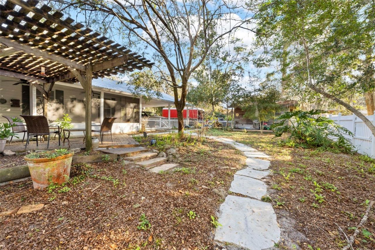 16 52nd Street, Yankeetown, FL 34498 Photo