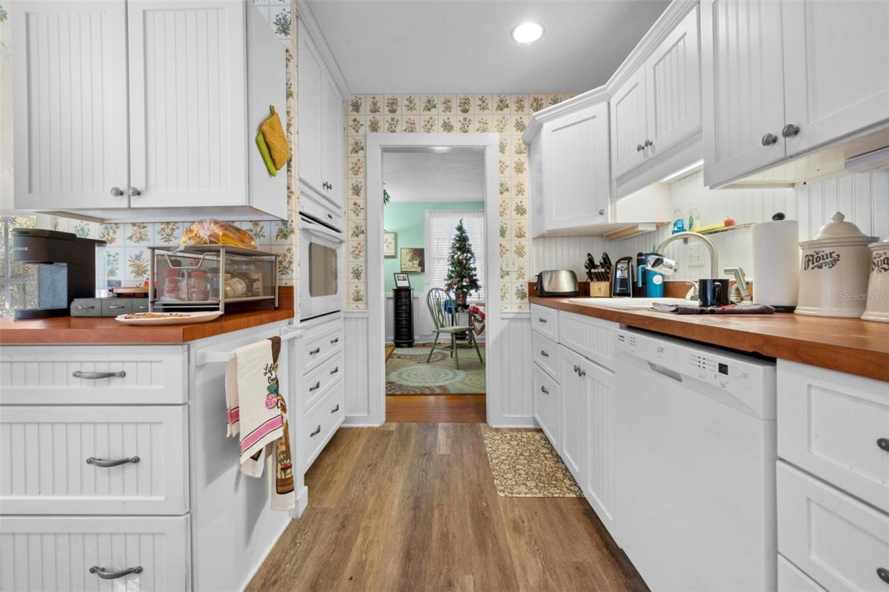 16 52nd Street, Yankeetown, FL 34498 Photo