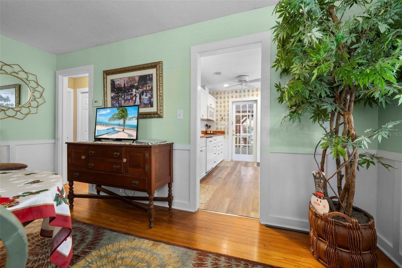 16 52nd Street, Yankeetown, FL 34498 Photo