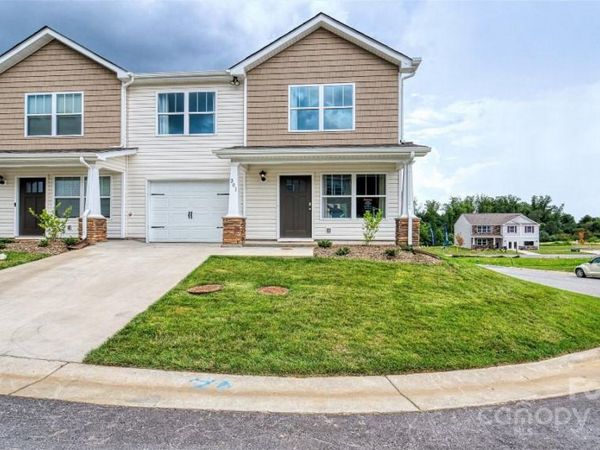 123 Clear Creek Lane , Waynesville, NC 28785