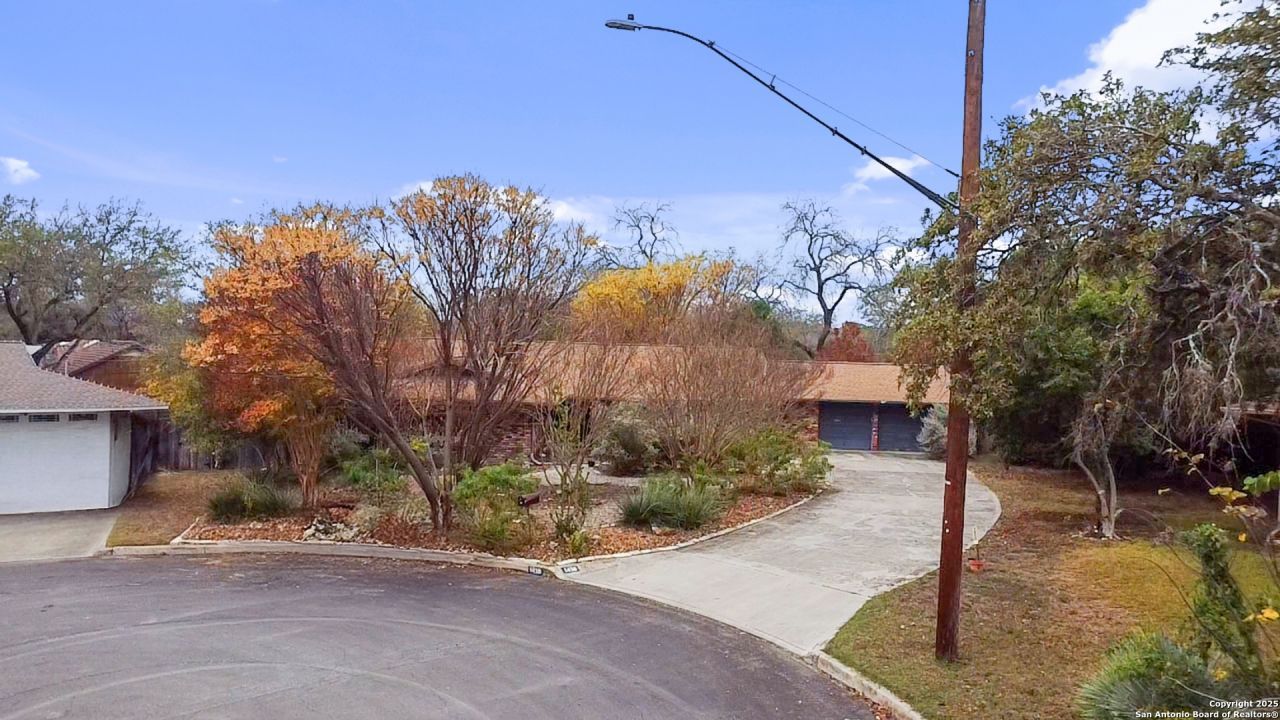 1438 Grey Oak, San Antonio, TX 78213 Main Photo