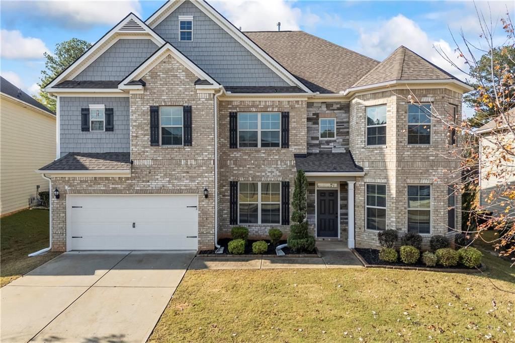 30 Fanleaf Drive, Fairburn, GA 30213 Main Photo