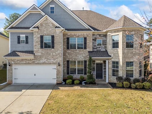 30 Fanleaf Drive, Fairburn, GA 30213