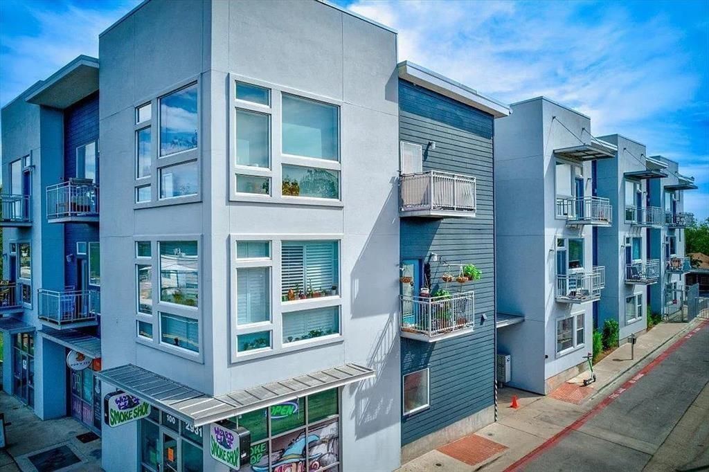 2931 E 12th St, Unit 200, Austin, TX 78702 Main Photo