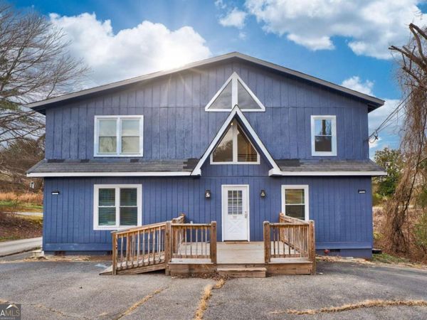 28 Weaver Street, Mccaysville, GA 30555