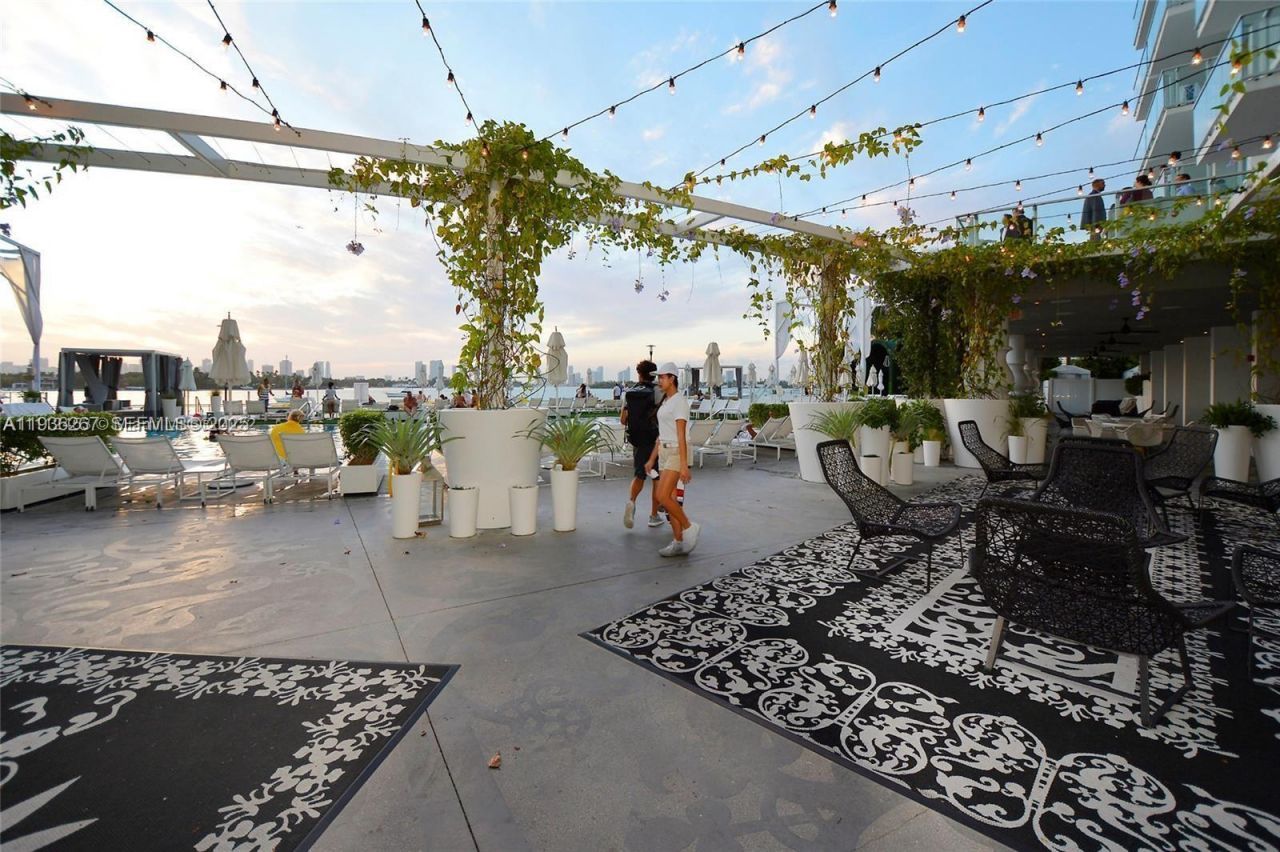 1100 West Ave , Unit 1220, Miami Beach, FL 33139 Photo