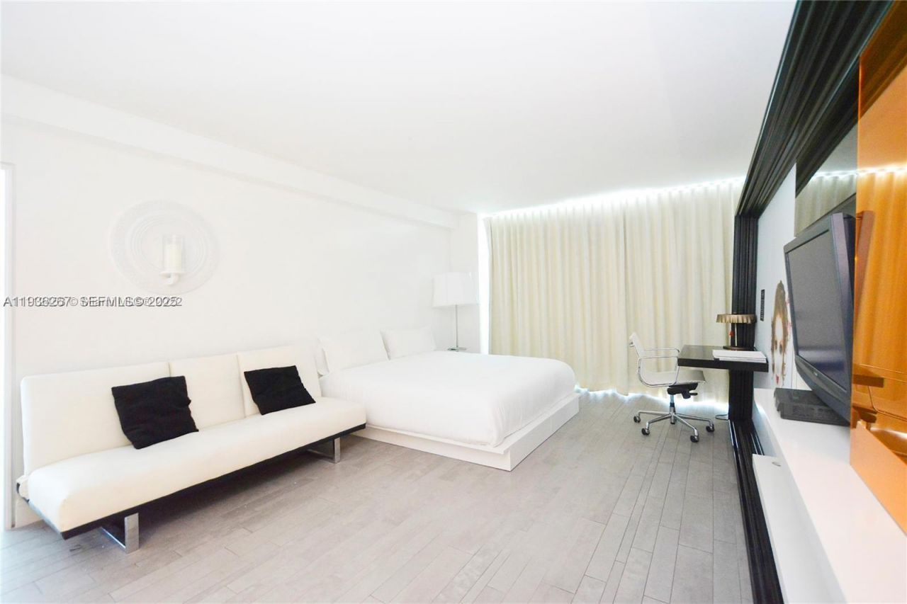 1100 West Ave , Unit 1220, Miami Beach, FL 33139 Photo