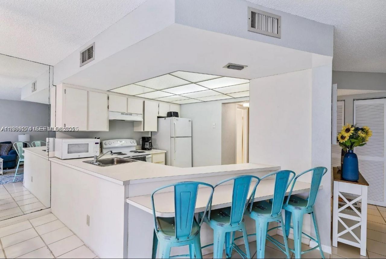 1605 S Us Highway 1, Unit D104, Jupiter, FL 33477 Photo