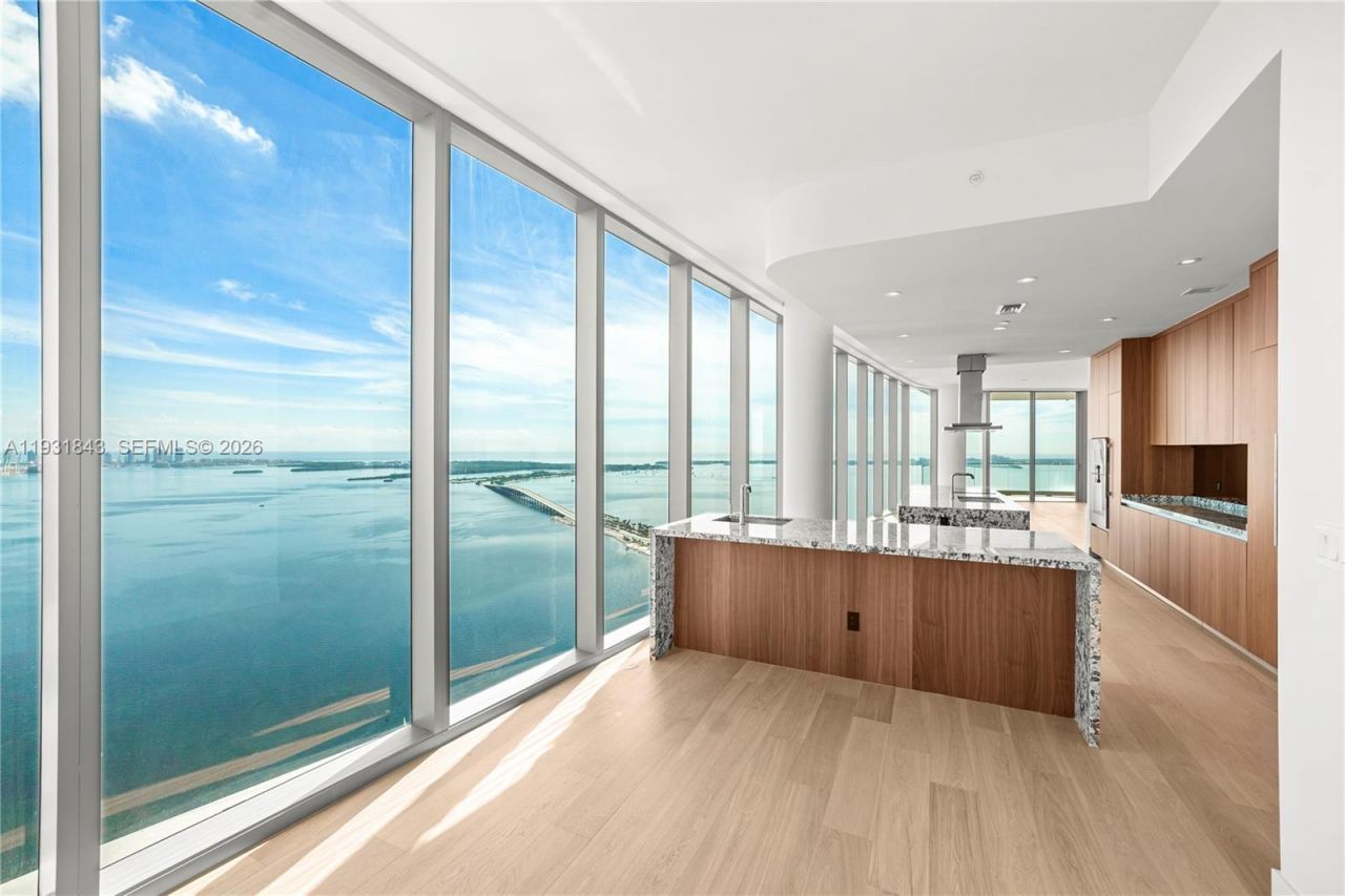 175 SE 25th Rd, Unit 4201, Miami, FL 33129 Photo