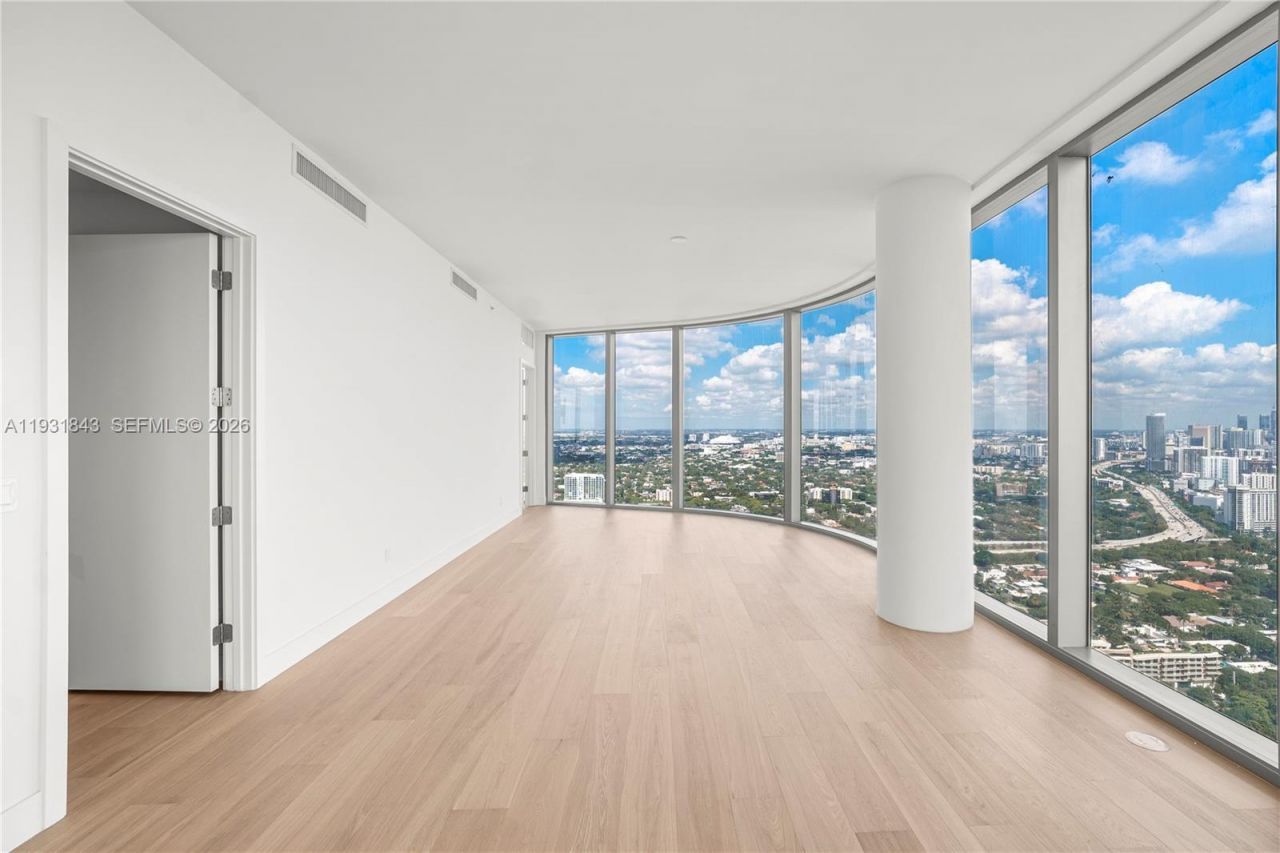 175 SE 25th Rd, Unit 4201, Miami, FL 33129 Photo