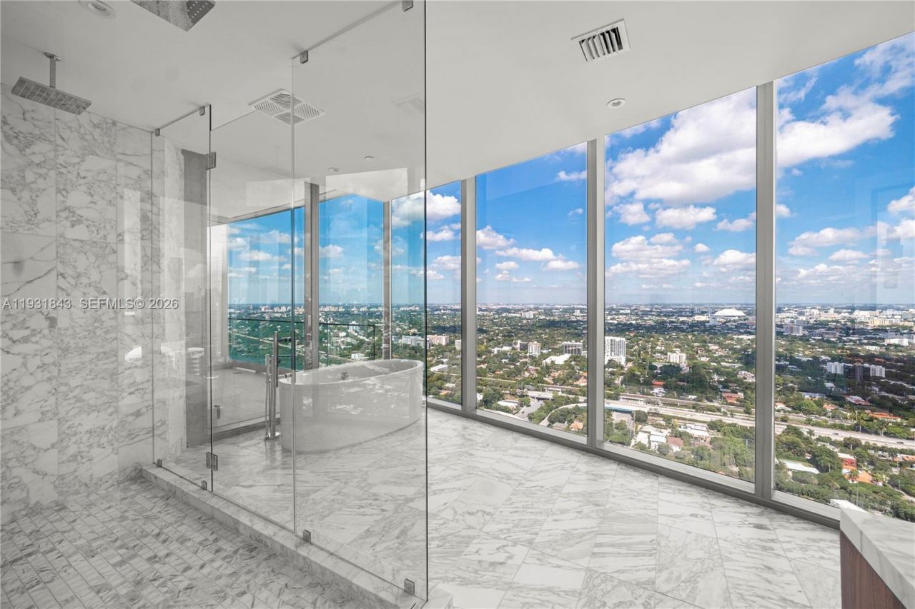 175 SE 25th Rd, Unit 4201, Miami, FL 33129 Photo