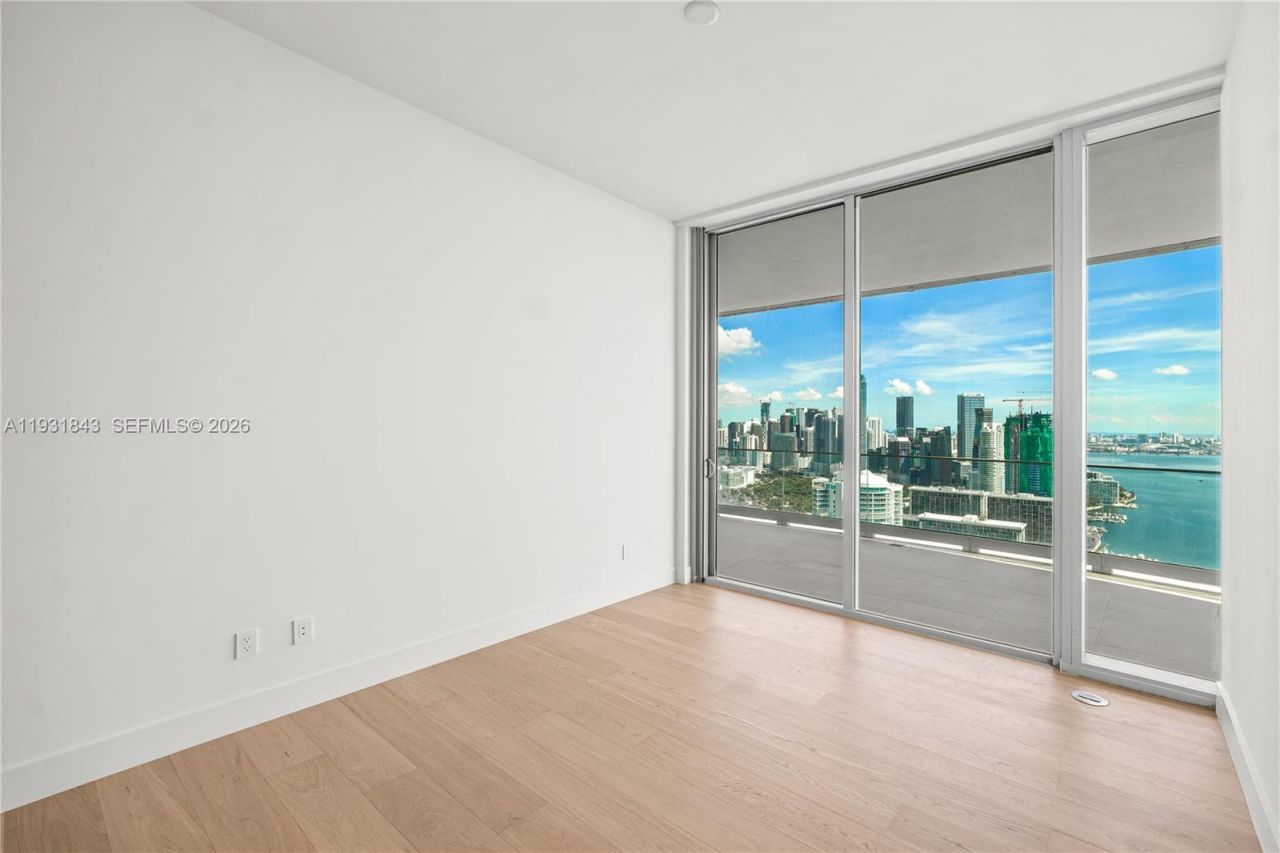 175 SE 25th Rd, Unit 4201, Miami, FL 33129 Photo
