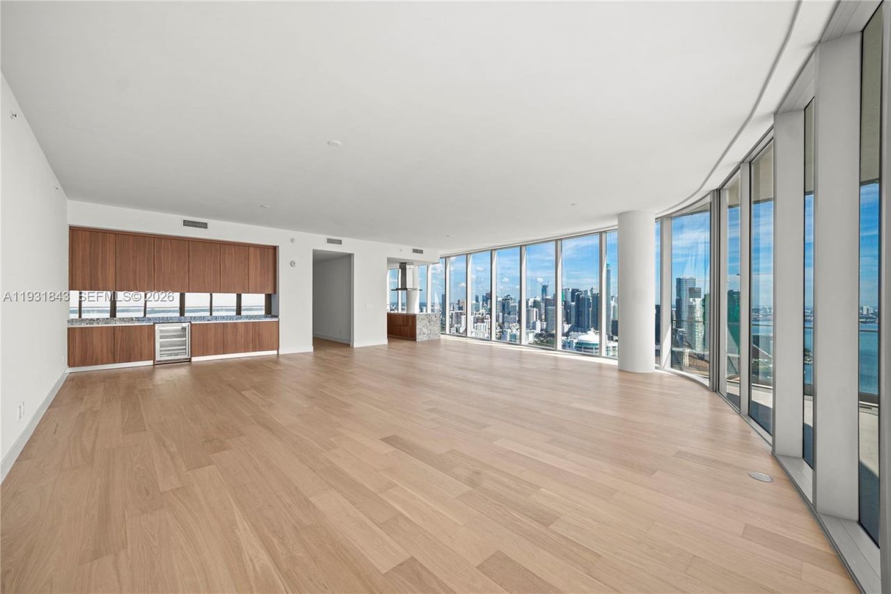 175 SE 25th Rd, Unit 4201, Miami, FL 33129 Photo