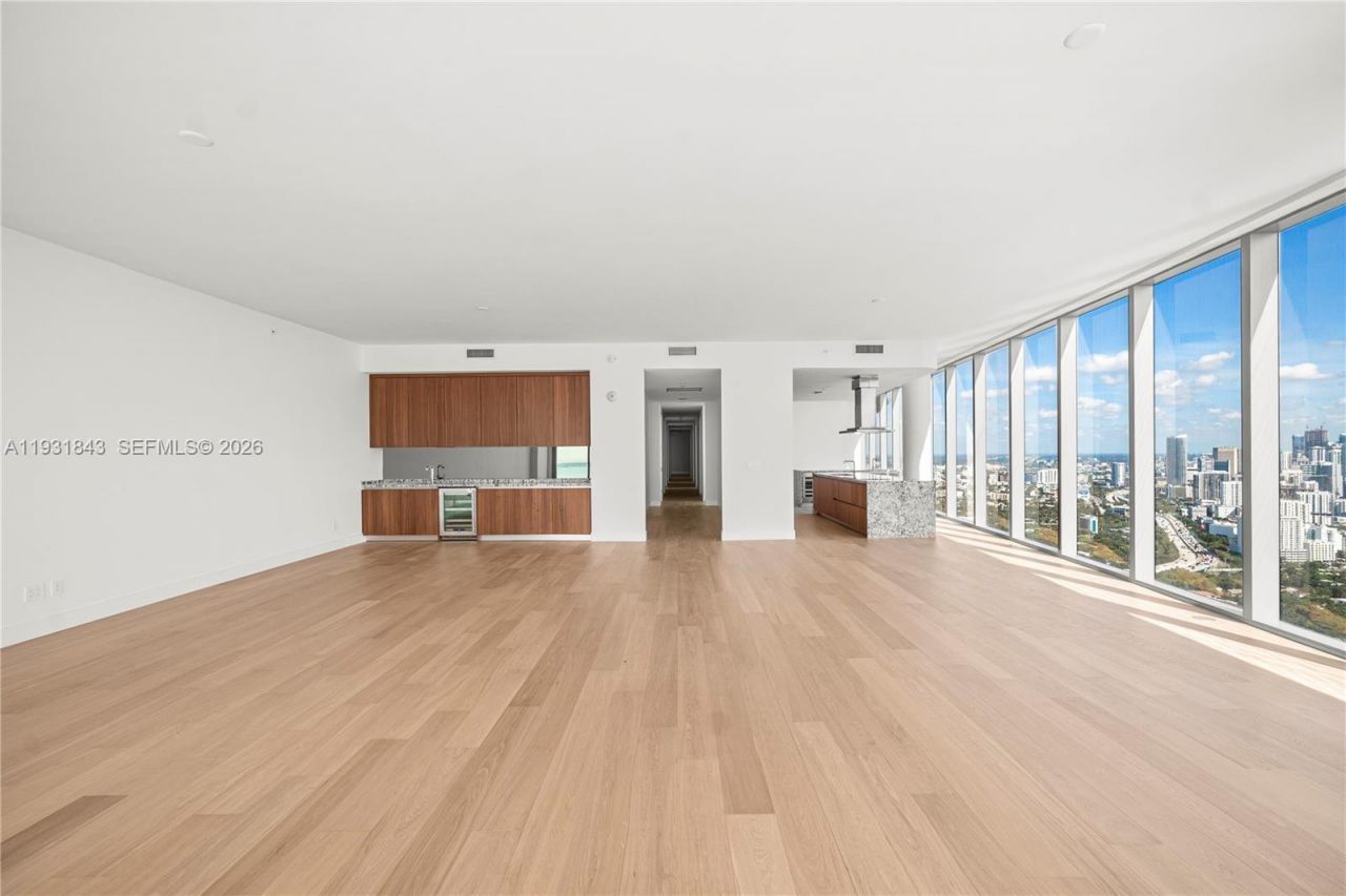 175 SE 25th Rd, Unit 4201, Miami, FL 33129 Photo