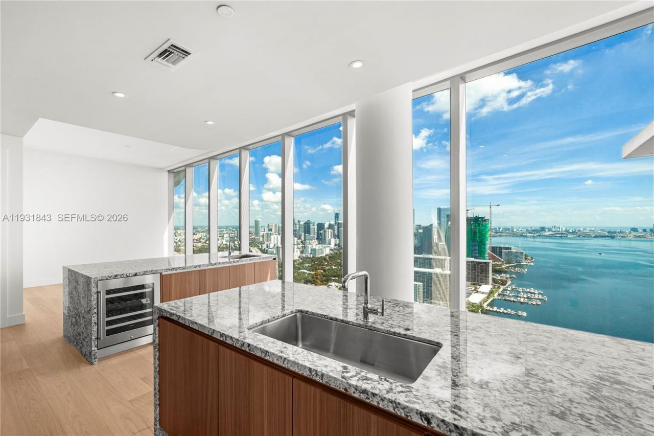 175 SE 25th Rd, Unit 4201, Miami, FL 33129 Photo