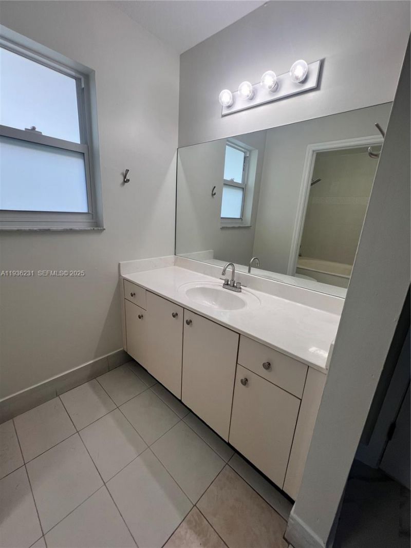 20613 SW 93rd Ave, Unit 2, Cutler Bay, FL 33189 Photo