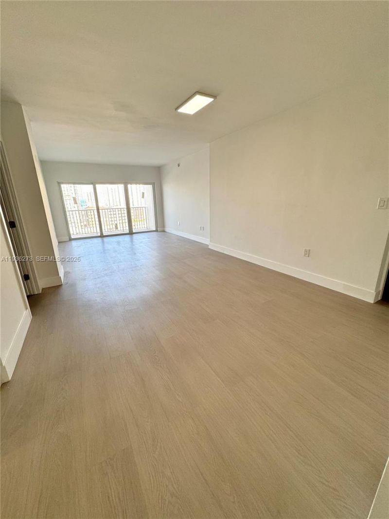 300 Bayview Dr, Unit 1201, Sunny Isles Beach, FL 33160 Photo