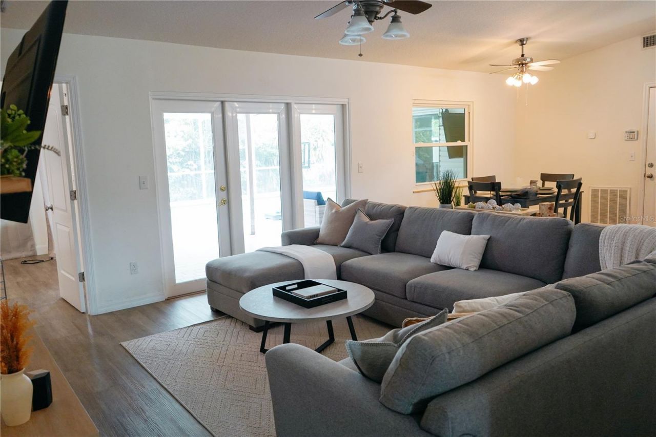 7060 76th Street N, Pinellas Park, FL 33781 Photo