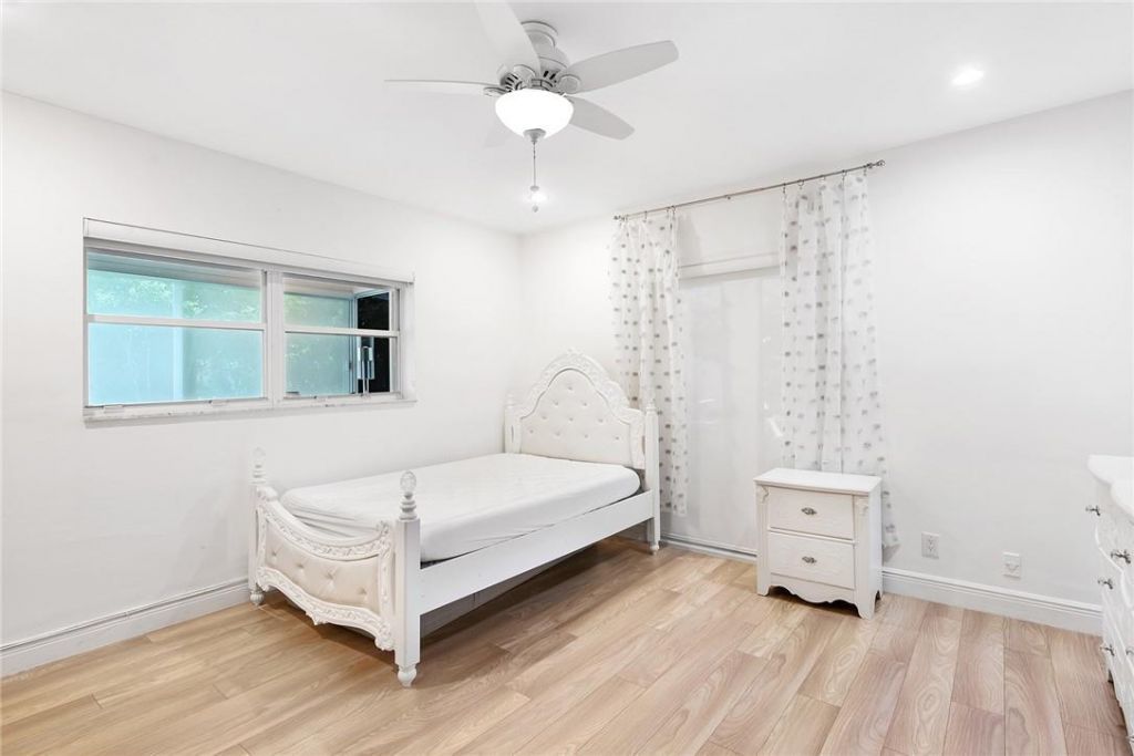 2801 NE 59th Street, Fort Lauderdale, FL 33308 Photo