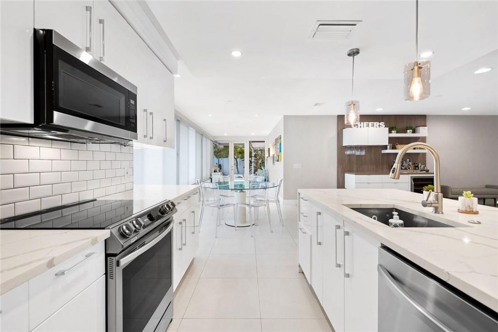 2801 NE 59th Street, Fort Lauderdale, FL 33308 Photo