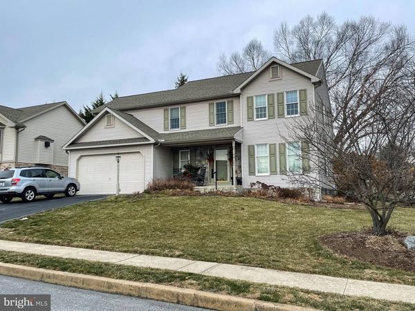 1005 NORTHFIELD DRIVE, ELIZABETHTOWN, PA 17022