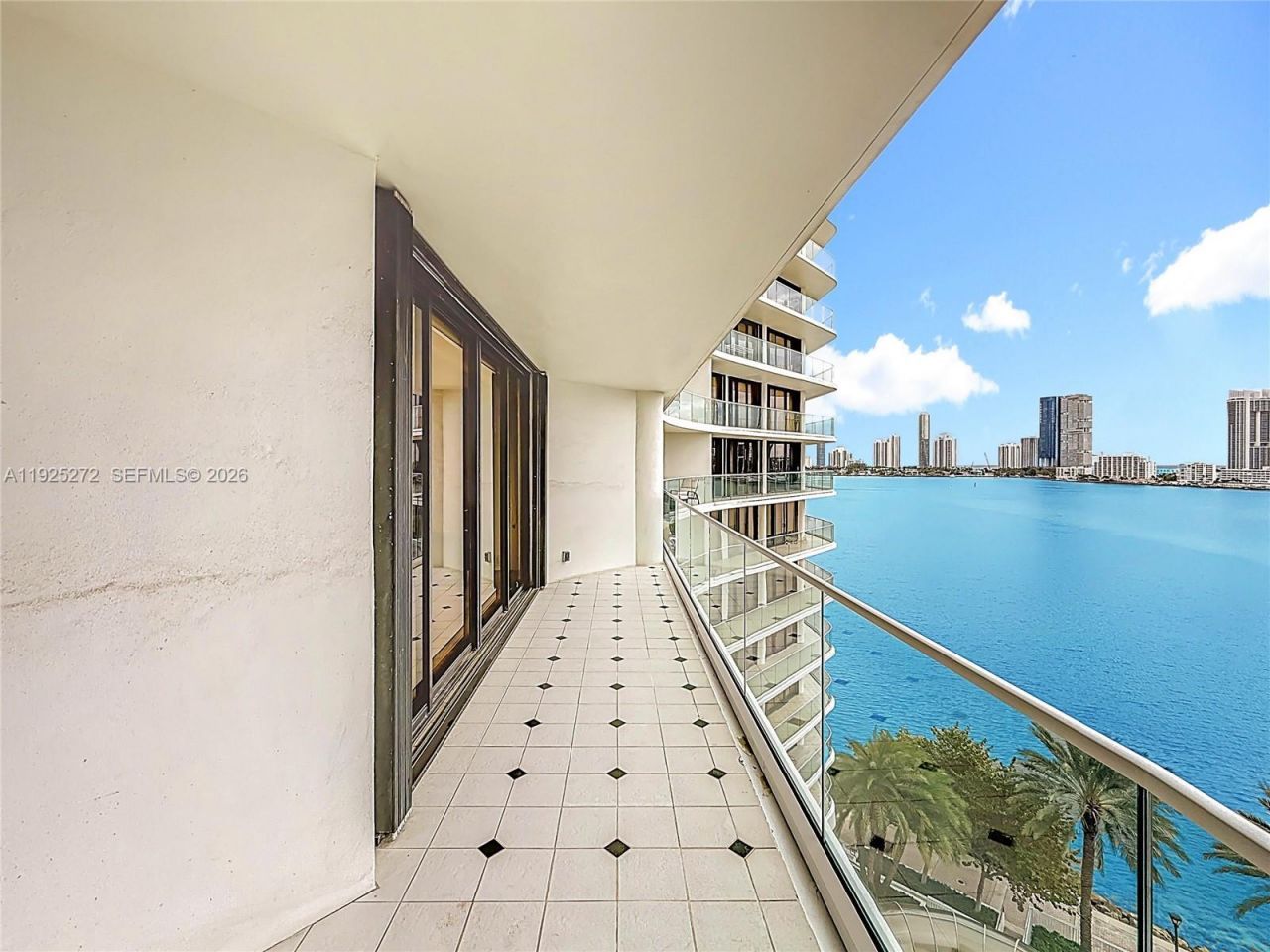 2800 Island Blvd, Unit 902, Aventura, FL 33160 Photo