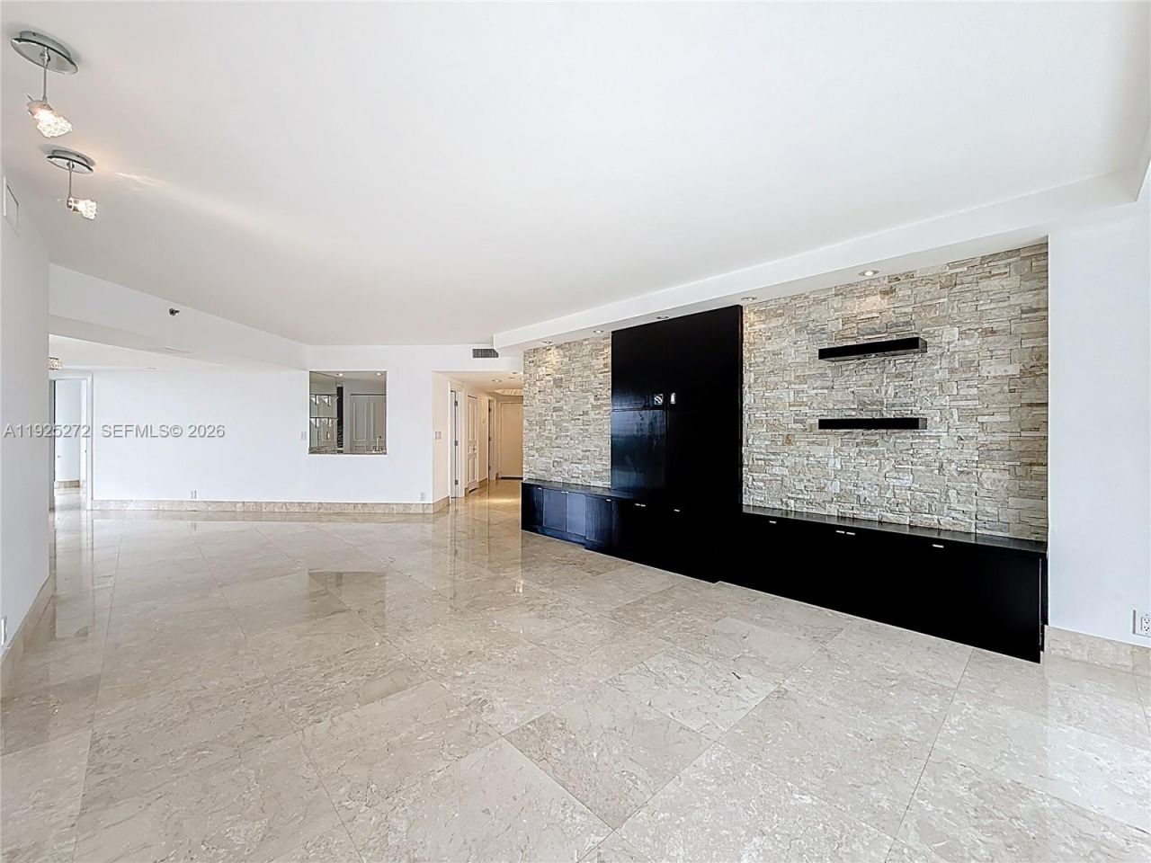 2800 Island Blvd, Unit 902, Aventura, FL 33160 Photo