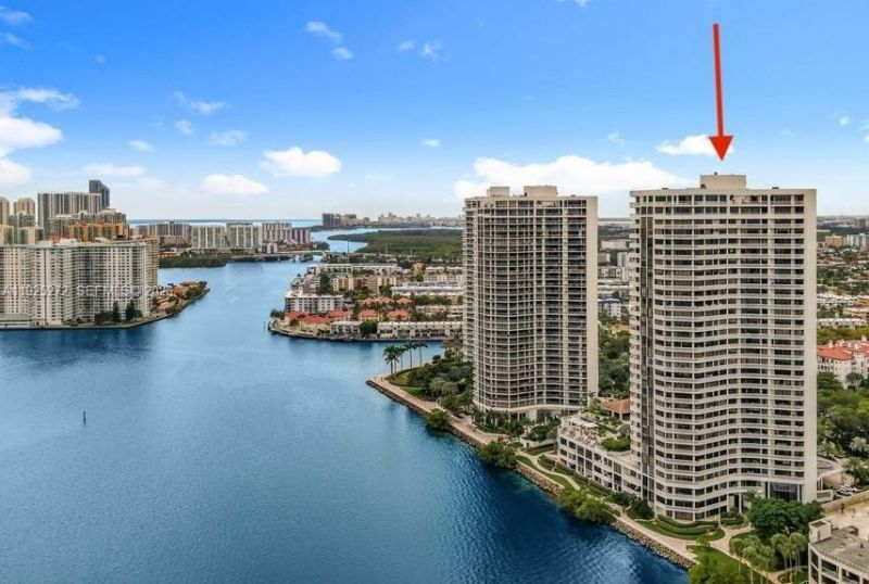 2800 Island Blvd, Unit 902, Aventura, FL 33160 Photo