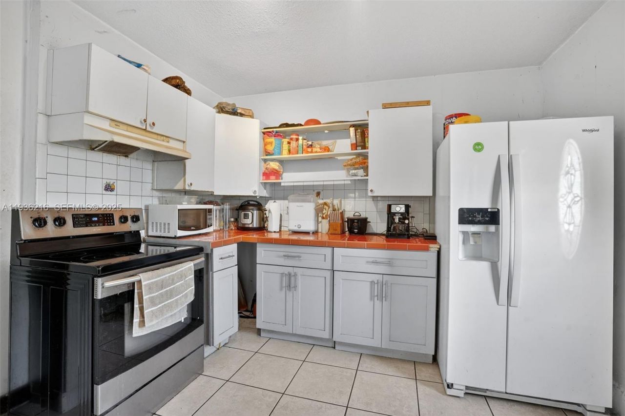 19641 Sterling Dr, Cutler Bay, FL 33157 Photo