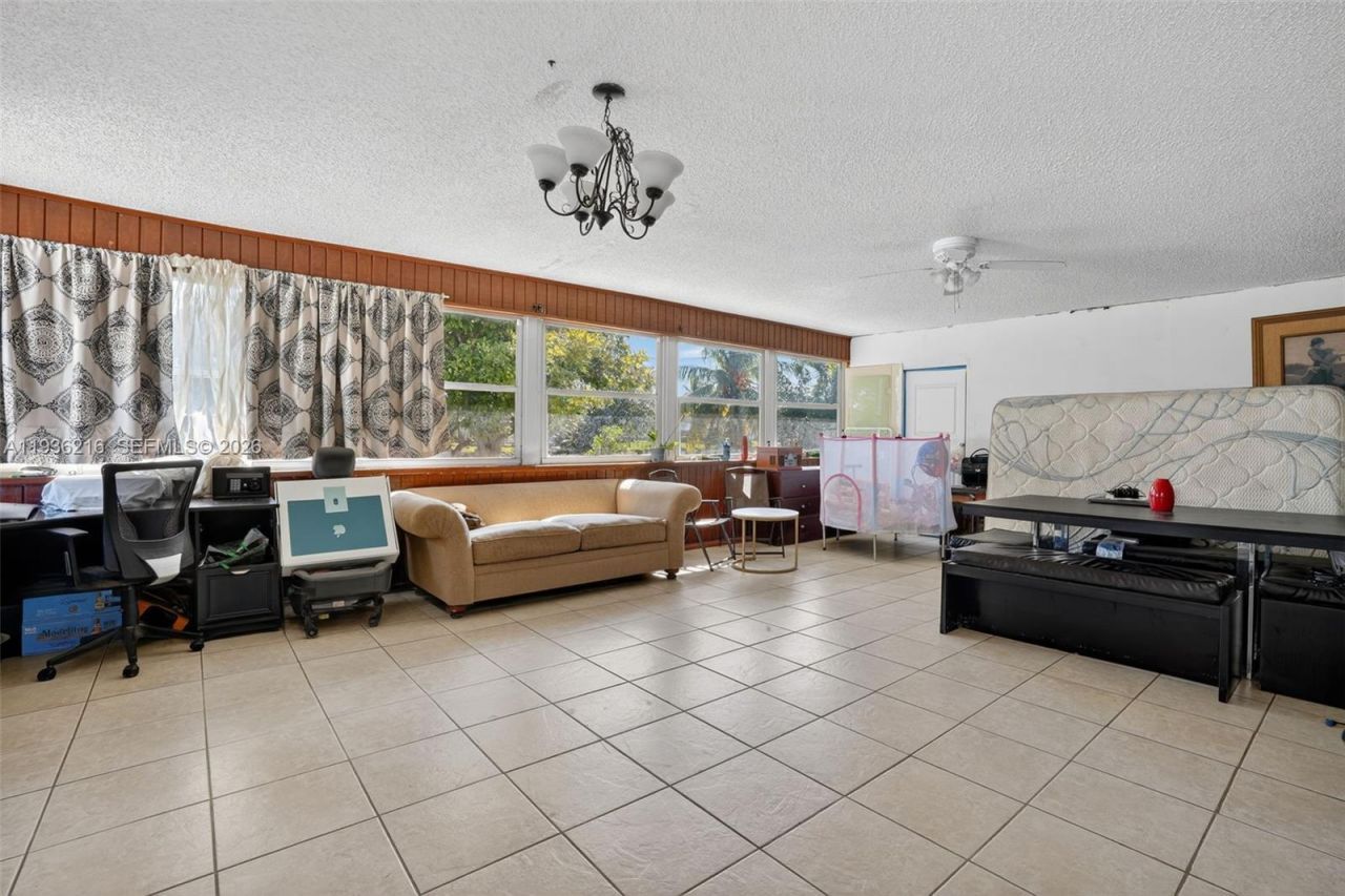 19641 Sterling Dr, Cutler Bay, FL 33157 Photo